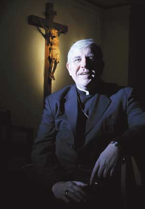juan-carlos-ArchbishopListecki