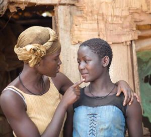 Lupita Nyong’o and Madina Nalwanga star in a scene from the movie “Queen of Katwe.” (CNS photo/Disney)